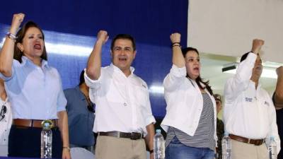 Los jóvenes aplaudieron los programas de Gobierno. El Presidente estuvo presente.