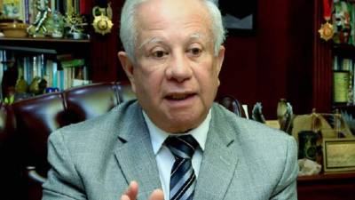 El fundador de la UTH fue premiado con un doctor honoris causa en EUA por su gran aporte a la educación