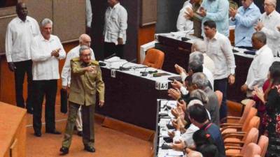 La apertura constitucional al capital privado apuntala las reformas aplicadas por el exdirigente Raúl Castro desde 2006. Foto: AFP