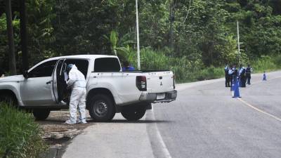 Dos cuerpos quedaron tendidos en la carretera CA-13.