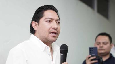 Julio Ibáñez es el periodista mexicano que ya está en San Pedro Sula para darle cobertura al juego de este viernes 15 de noviembre.