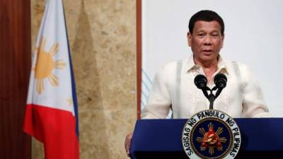 JHK01. SEÚL (COREA DEL SUR), 05/06/2018.- El presidente filipino, Rodrigo Duterte, toma la palabra durante un foro empresarial surcoreano-filipino en un hotel de Seúl (Corea del Sur), hoy, 5 de junio de 2018. Duterte inició el pasado domingo una visita de tres días al país. EFE/ Jeon Heon-kyun