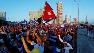 Sobre Cuba, HRW expresa su preocupación por los “abusos sistemáticos contra críticos y artistas, incluyendo detenciones arbitrarias.
