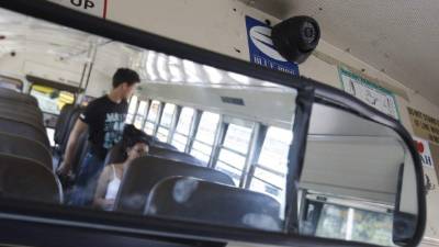 La modernización del transporte incluye el pago con tarjetas prepago, la implementación del botón de pánico y cámaras.