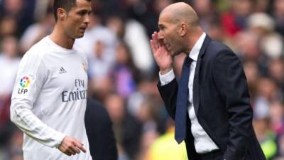Zidane ha generado polémica luego de que sacó a CR7.