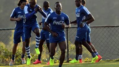 Brayan Beckeles y Maynor Figueroa bajaron las cargas durante el entrenamiento en Porto Feliz.