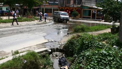 Más de 60 barrios y colonias no tienen alcantarillado sanitario en San Pedro Sula, además de los que están obsoletos.