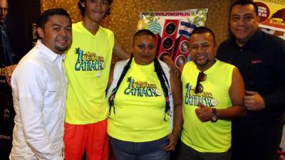 Rafael Díaz junto con los actores Diego Betanco, Juan Carlos Ortiz, Johanna Membreño y el locutor Jimmy Tovar.