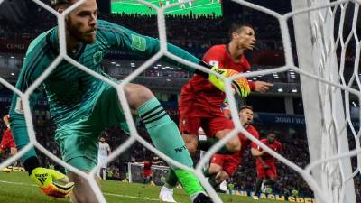 David de Gea reconoció su error en el segundo de Cristiano Ronaldo. FOTO AFP.