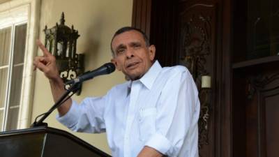 El expresidente hondureño Porfirio Lobo Sosa desmiente que haya beneficiado a la banda de los Cachiros.