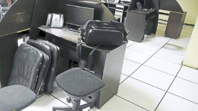 La central comunicaciones de la Policía Nacional carece de logística.