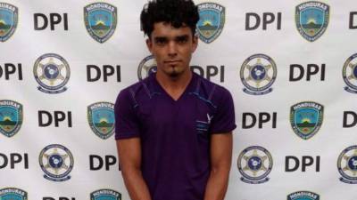 Rivera Paz en el momento de su presentación por las autoridades de la DPI.