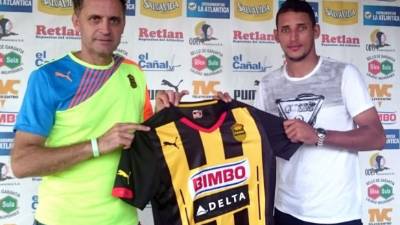 Daniel Uberti se encargó de presentar a César Oseguera.