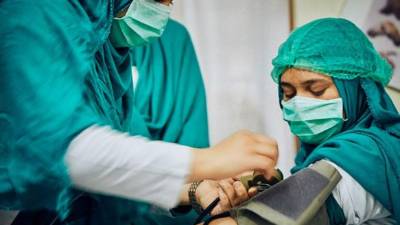 Unos 2 millones de pacientes son tratados en las clínicas de la CSA cada año. Foto/ONU Desarrollo.