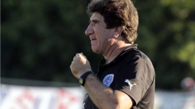 Héctor Vargas durante el partido contra el San Lorenzo. Foto Juan Salgado