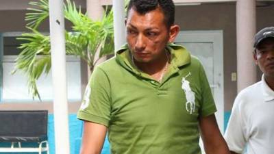 El policía preventivo José Yuvini Almendarez Vásquez compareció ayer al Juzgado de Turno.