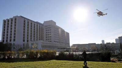 El Hospital de la Universidad de Grenoble en donde se encuentra hospitalizado y en coma Michael Schumacher.