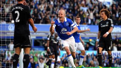 West Ham United's Czech midfielder Tomas Soucek celebrates after scoring the opening goal of the English Premier League football match between Everton and West Ham United at Goodison Park in Liverpool, north west England on January 1, 2021. (Photo by Peter Byrne / POOL / AFP) / RESTRICTED TO EDITORIAL USE. No use with unauthorized audio, video, data, fixture lists, club/league logos or 'live' services. Online in-match use limited to 120 images. An additional 40 images may be used in extra time. No video emulation. Social media in-match use limited to 120 images. An additional 40 images may be used in extra time. No use in betting publications, games or single club/league/player publications. /