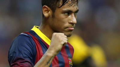 Neymar respondió a las críticas del expresidente del club Santos de Brasil.