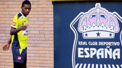 Bryan Róchez en el entrenamiento del jueves del Real España.