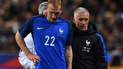 El francés Jérémy Mathieu estará de baja entre seis y ocho semanas.