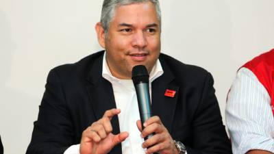 Enrique Reina calificó de terrorismo de Estado las acusaciones del presidente electo de Honduras.