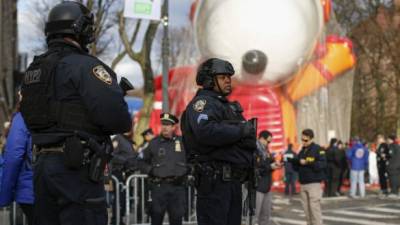 El desfile de Acción de Gracias se celebra bajo un fuerte dispositivo de seguridad en Nueva York./AFP.
