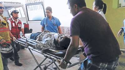 Los heridos fueron trasladados a los centros hospitalarios de Santa Rosa de Copán.