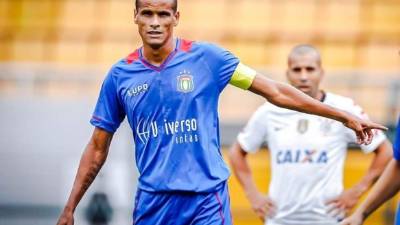 En su cuenta Instagram el brasileño dice que es hora de darle la oportunidad al francés.