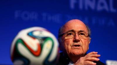 Joseph Blatter aseguró que ningún país de las anteriores ediciones ha estado tan atrasado con los preparativos.