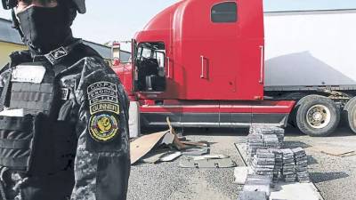 La droga era transportada en un compartimiento oculto del cabezal, el que fue requerido por la Policía en el bulevar del sur a inmediaciones del Campo Agas.