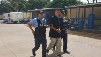 El detenido responde al nombre de Donato Leonel Andino Martínez (28).