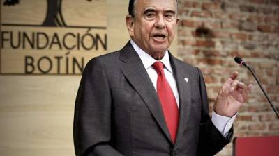 Emilio Botín planeaba permanecer al frente del banco por otros tres años.