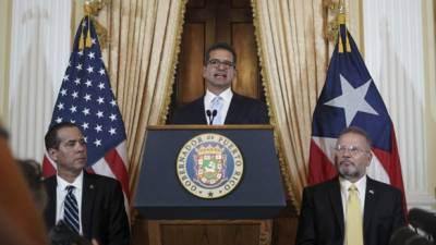 Pedro Pierluisi en una conferencia de prensa después de jurar como gobernador de Puerto Rico. AFP/Archivo