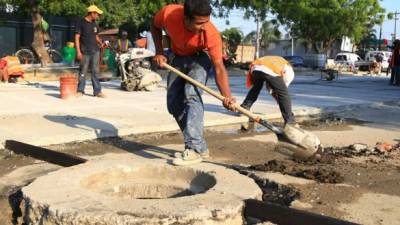 Para la ejecución del proyecto de pavimentación de la avenida Júnior, la empresa Aguas de San Pedro invirtió más de 20 millones.