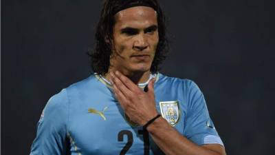 Cavani fue provocado por los chilenos.