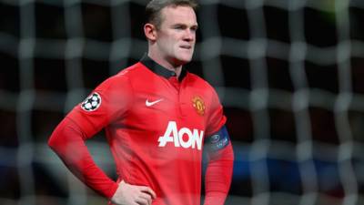 Wayne Rooney jugó ayer en el duelo que perdió el Manchester United 2-1 contra el Tottenham.