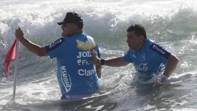 Luis Fernando Suárez trabajó fuerte junto con sus seleccionados.