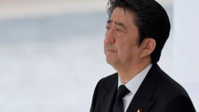 Shinzo Abe, primer ministro de Japón, quiere dejar atrás algunas tradiciones.