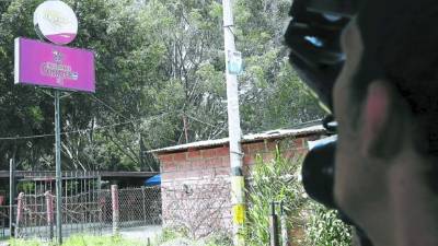 En el interior de este negocio fueron asesinadas las dos mujeres; una tercera resultó herida.