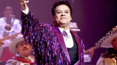 Joaquín Muñoz, un ex representante de Juan Gabriel, es quien afirma que Juan Gabriel no está muerto.