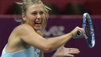 La tenista rusa se clasificó a cuartos de final del Abierto GDF Suez.