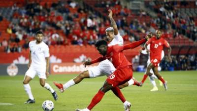 Canadá y Honduras tuvieron un duelo disputado de principio a fin. Foto AFP.