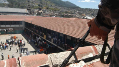 En las 24 cárceles de Honduras residen más de 13.000 presos.