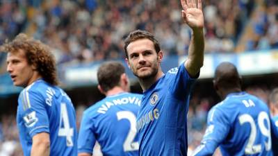 Los medios de Inglaterra dan por hecho la salida de Juan Mata del Chelsea.