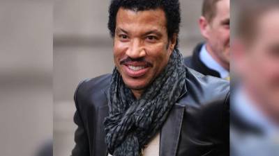 El cantante y productor Lionel Richie.