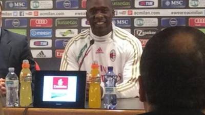 Seedorf fue presentado oficialmente como nuevo técnico del AC Milan.