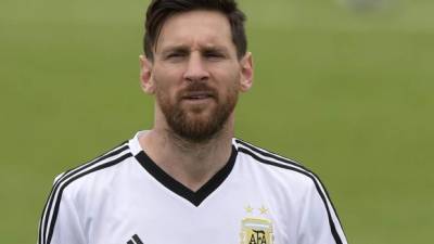 Lionel Messi se reporta listo para buscar conquistar la Copa del Mundo con Argentina. FOTO AFP- JUAN MABROMATA.