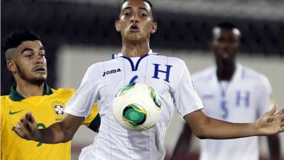 El Real EspaÃ±a debutÃ³ venciendo al Platense en el estadio MorazÃ¡n con un gol de NicolÃ¡s Cardozo,- 6 Devron GarcÃ­a
