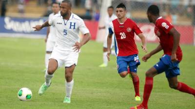 Emilio Izaguirre defensa del club deportivo Motagua 2009